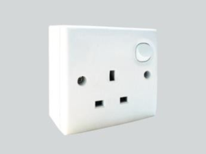 13Amp/230V SP 50Hz AC Socket (Max 800W) (Not for lighting use)